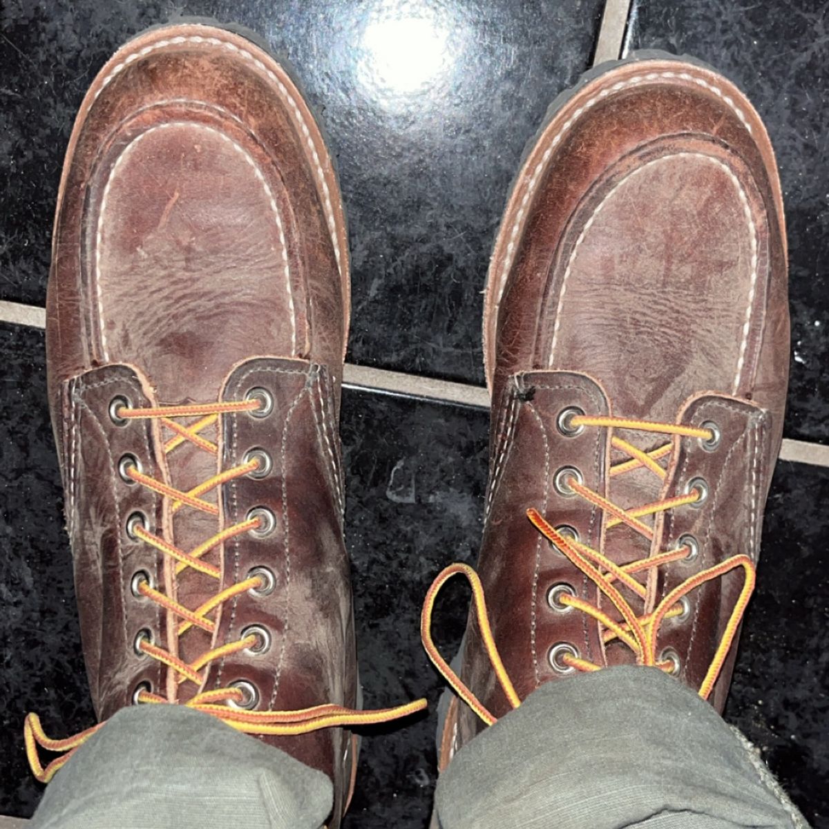 Photo by Spudanko on December 19, 2023 of the Red Wing Roughneck in S.B. Foot Briar Oil Slick.