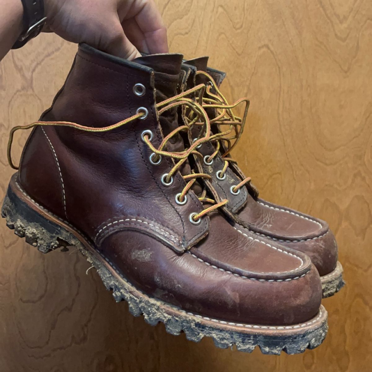Photo by Spudanko on February 7, 2024 of the Red Wing Roughneck in S.B. Foot Briar Oil Slick.
