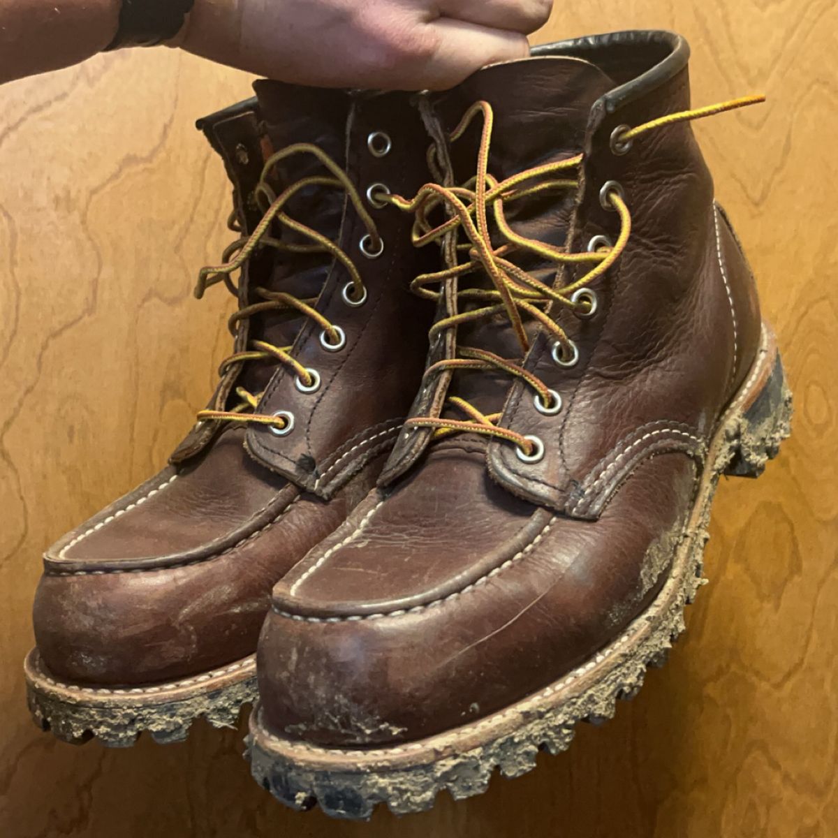 Photo by Spudanko on February 7, 2024 of the Red Wing Roughneck in S.B. Foot Briar Oil Slick.