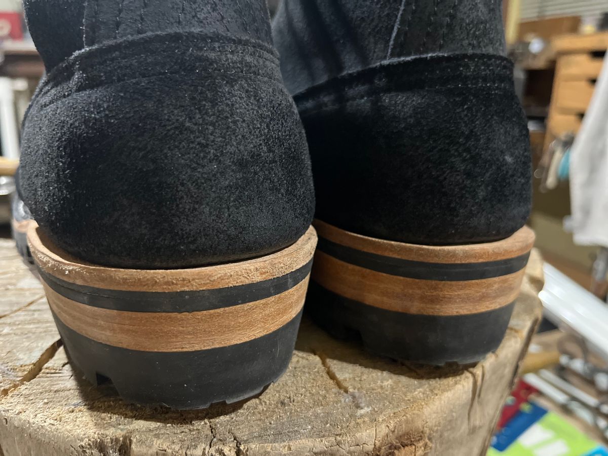 Photo by Spudanko on February 13, 2024 of the Nicks BuilderPro in Seidel 1964 Black Roughout.