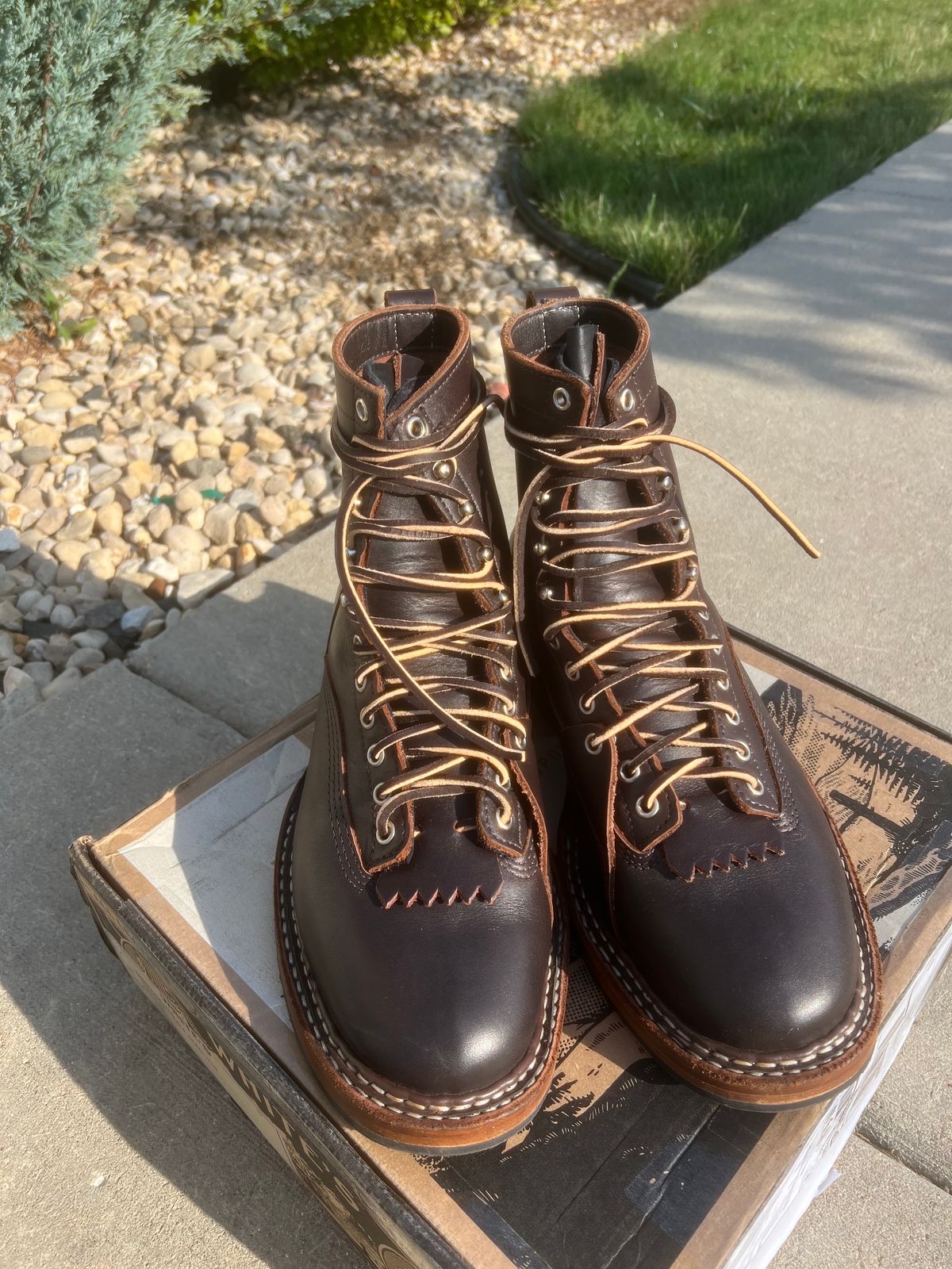 Photo by physicaltherapyboots on October 1, 2023 of the White's x Stitchdown Wallace LTT Boot in Seidel Brown Dress.