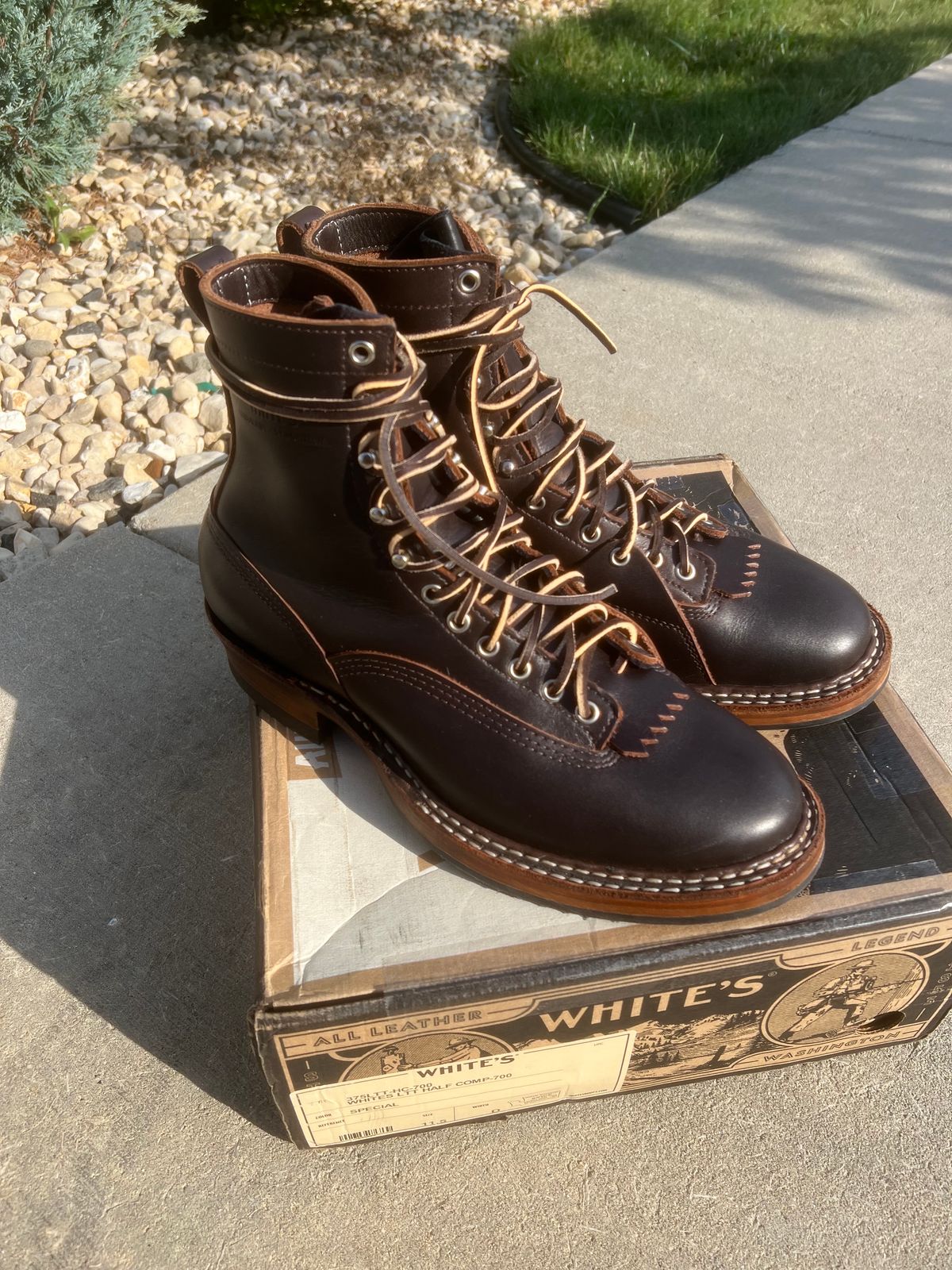 Photo by physicaltherapyboots on October 1, 2023 of the White's x Stitchdown Wallace LTT Boot in Seidel Brown Dress.