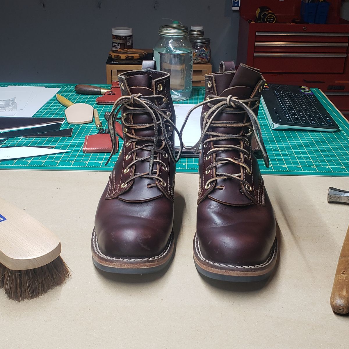 Photo by boechler on December 5, 2023 of the Nicks Robert in Wickett & Craig Chestnut Oiled Latigo.