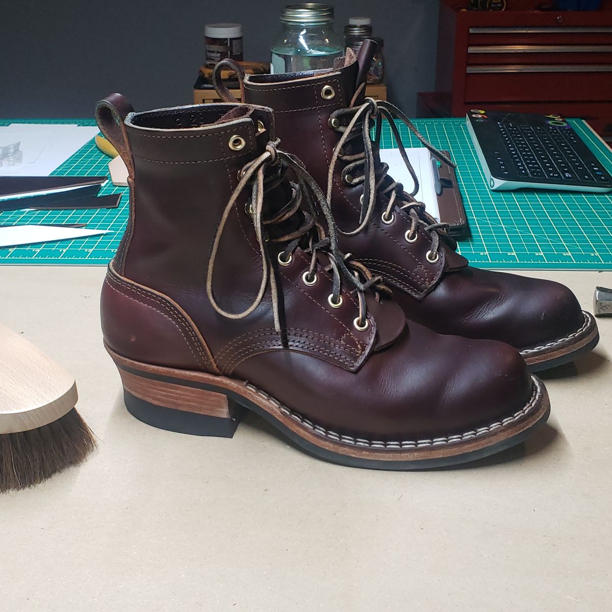 Photo by boechler on December 5, 2023 of the Nicks Robert in Wickett & Craig Chestnut Oiled Latigo.