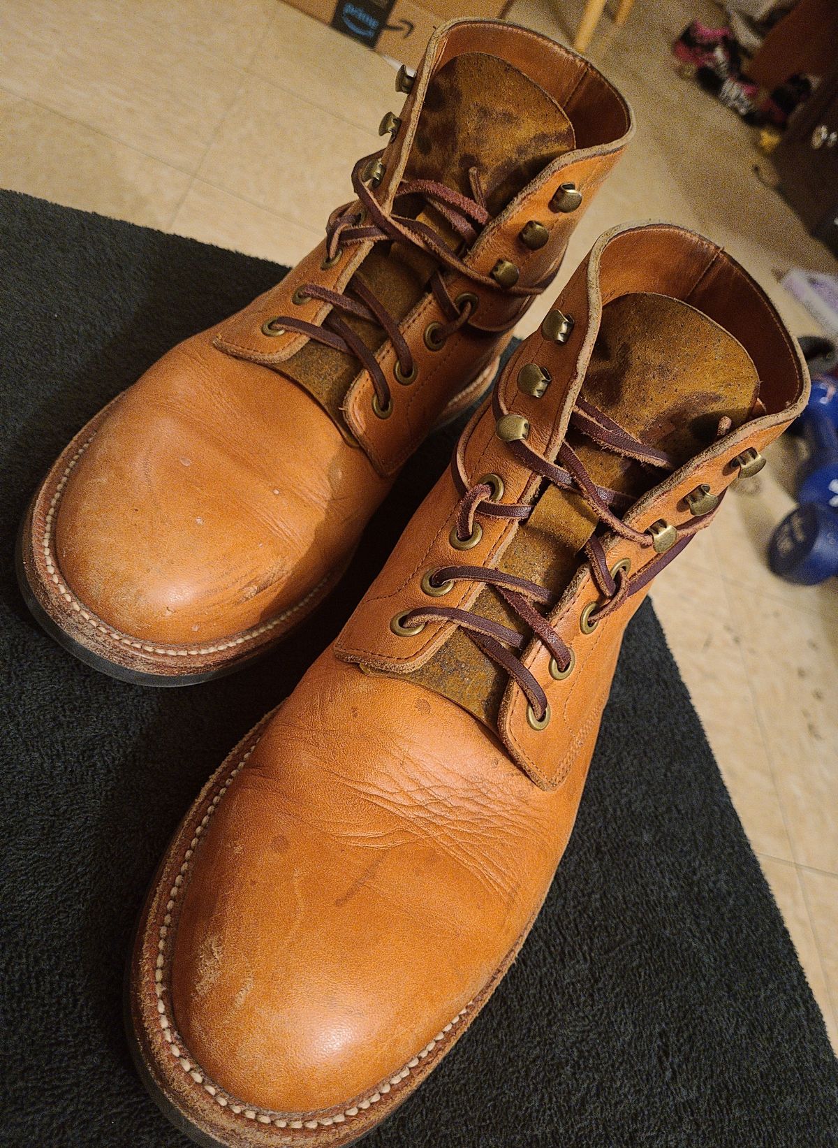 Photo by False.Idle.Warship on January 6, 2024 of the Grant Stone Diesel Boot in Horween Tan Essex.