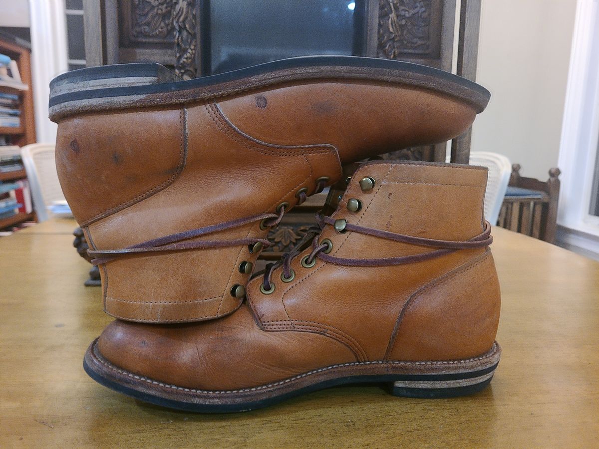 Photo by False.Idle.Warship on March 6, 2024 of the Grant Stone Diesel Boot in Horween Tan Essex.