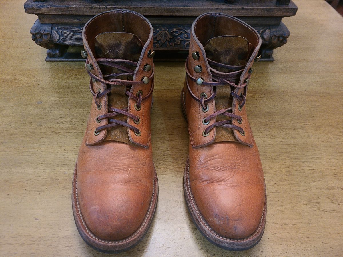 Photo by False.Idle.Warship on March 6, 2024 of the Grant Stone Diesel Boot in Horween Tan Essex.