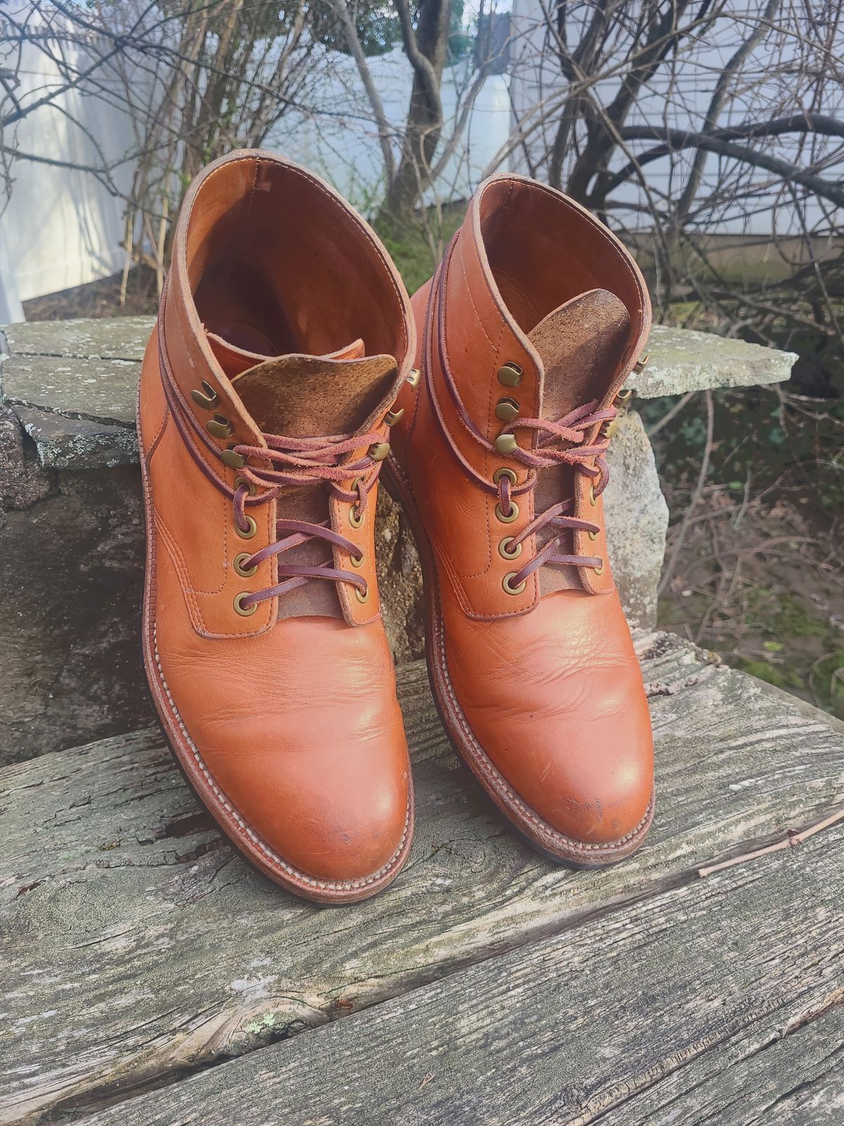 Photo by False.Idle.Warship on April 5, 2024 of the Grant Stone Diesel Boot in Horween Tan Essex.