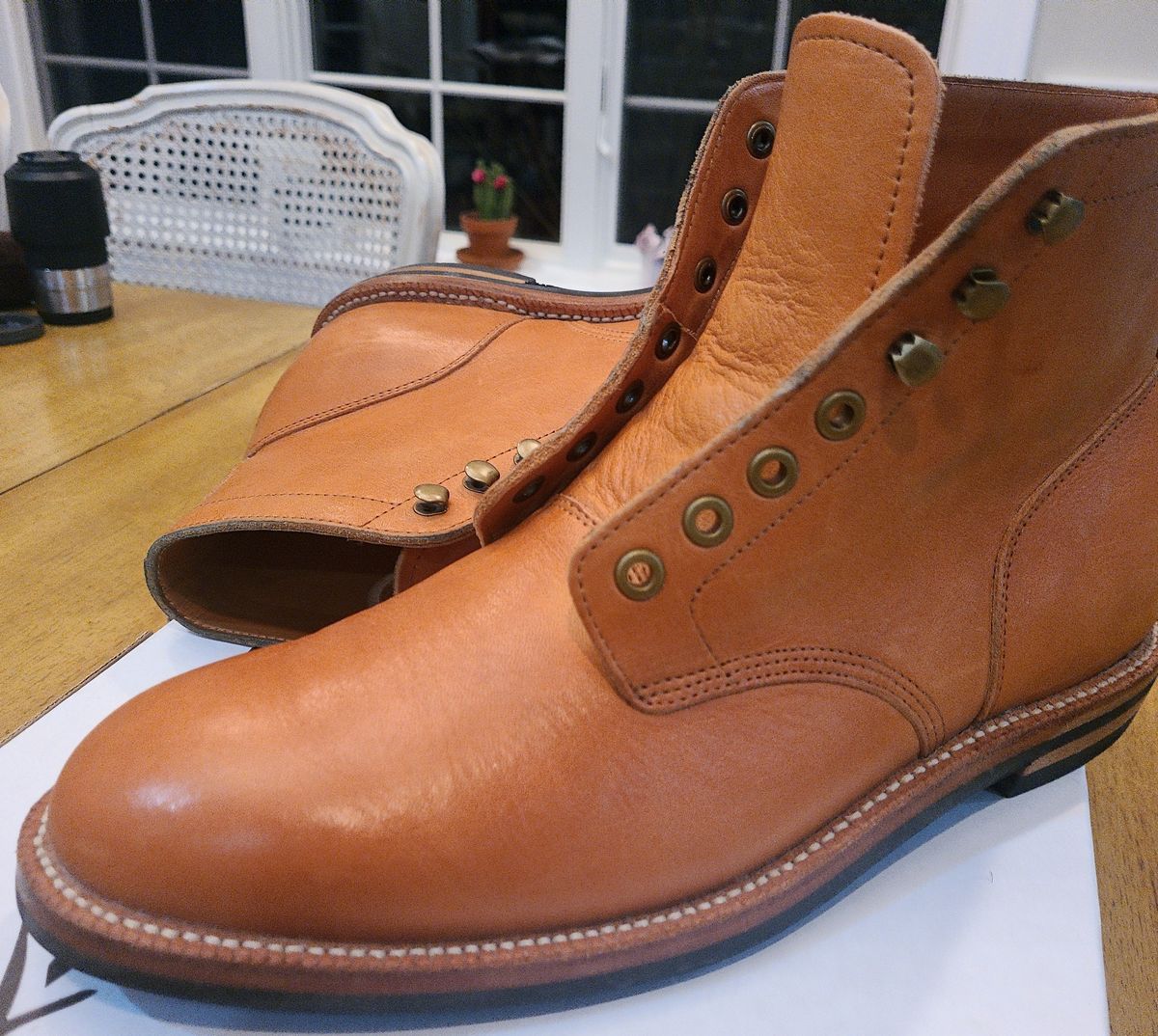 Photo by False.Idle.Warship on November 5, 2023 of the Grant Stone Diesel Boot in Horween Tan Essex.