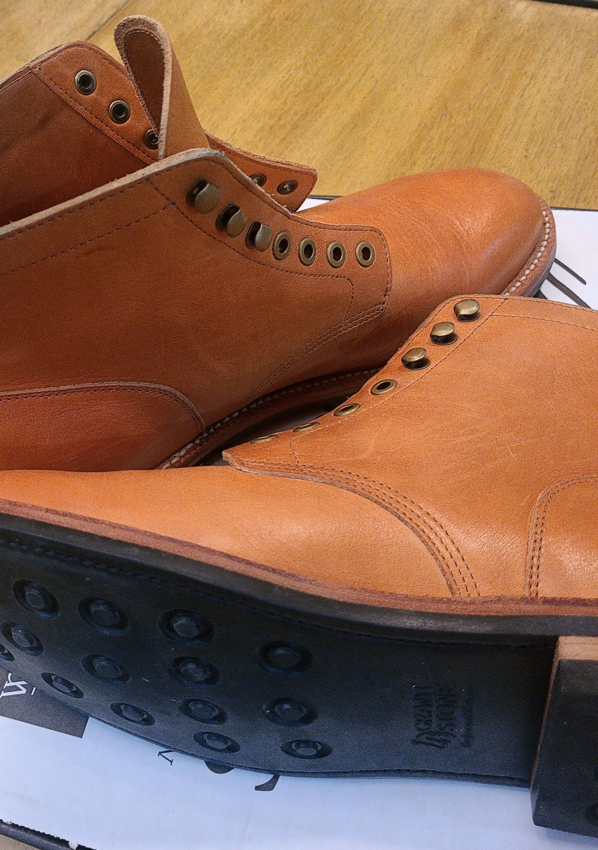 Photo by False.Idle.Warship on November 5, 2023 of the Grant Stone Diesel Boot in Horween Tan Essex.