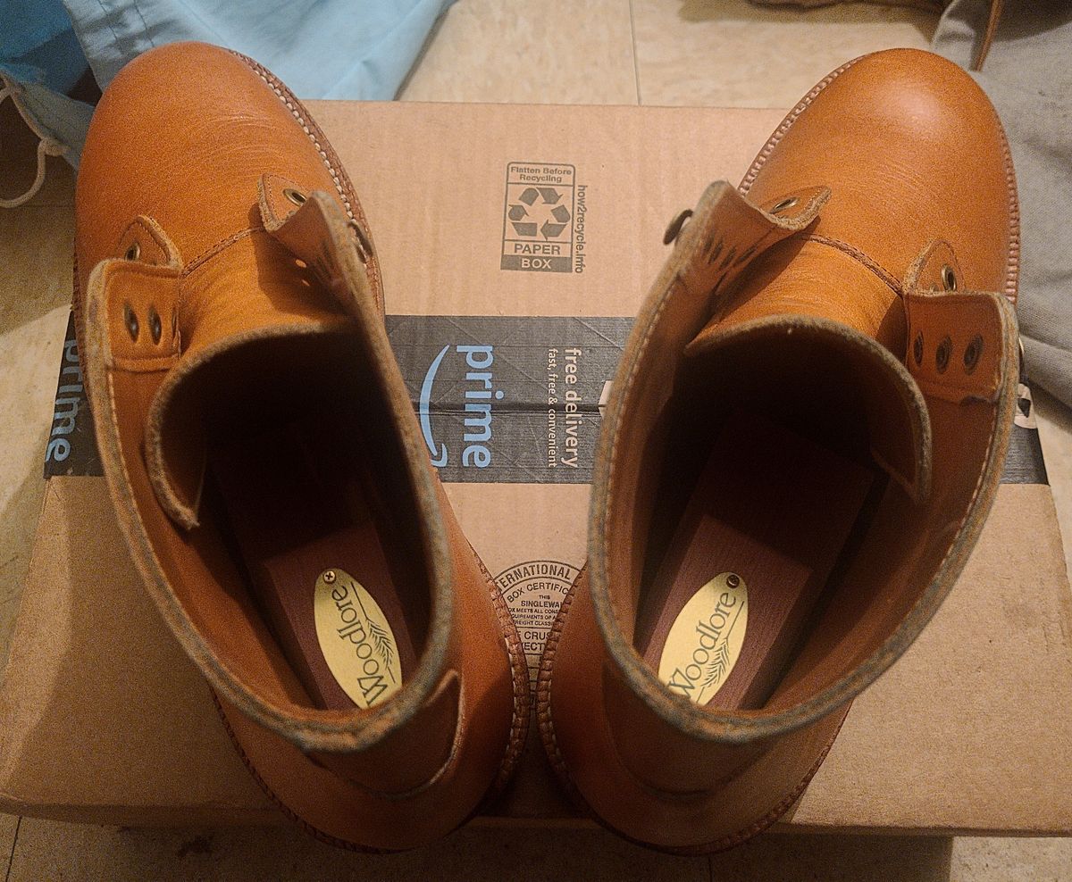 Photo by False.Idle.Warship on November 5, 2023 of the Grant Stone Diesel Boot in Horween Tan Essex.