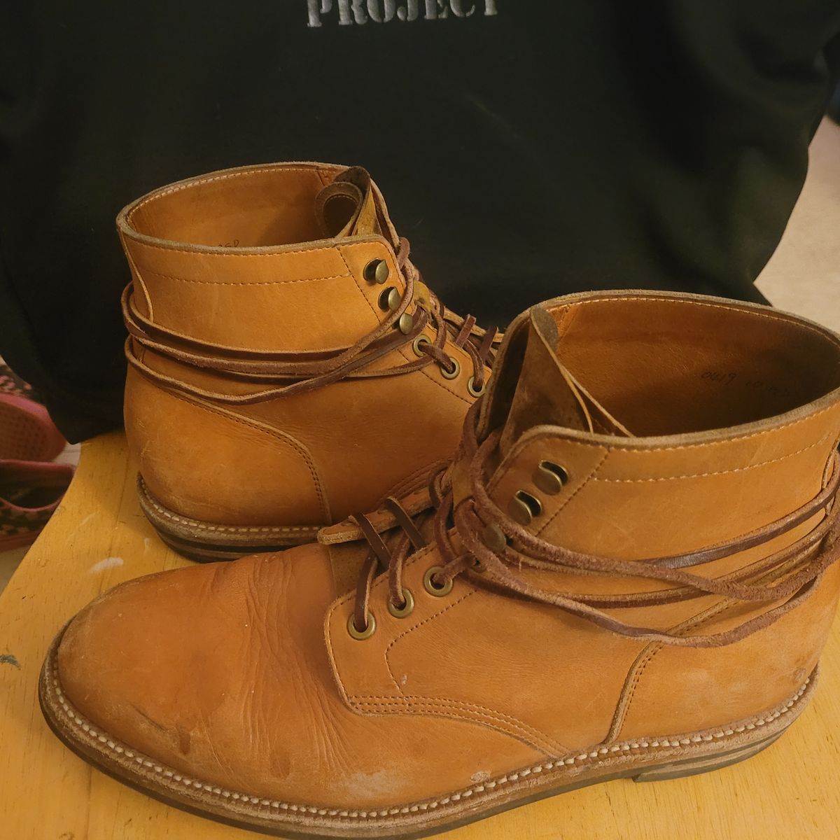 Photo by False.Idle.Warship on February 6, 2024 of the Grant Stone Diesel Boot in Horween Tan Essex.