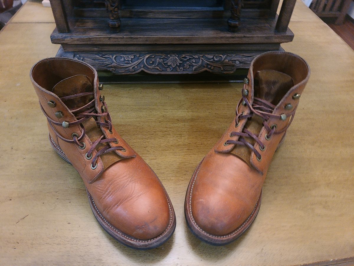 Photo by False.Idle.Warship on March 6, 2024 of the Grant Stone Diesel Boot in Horween Tan Essex.