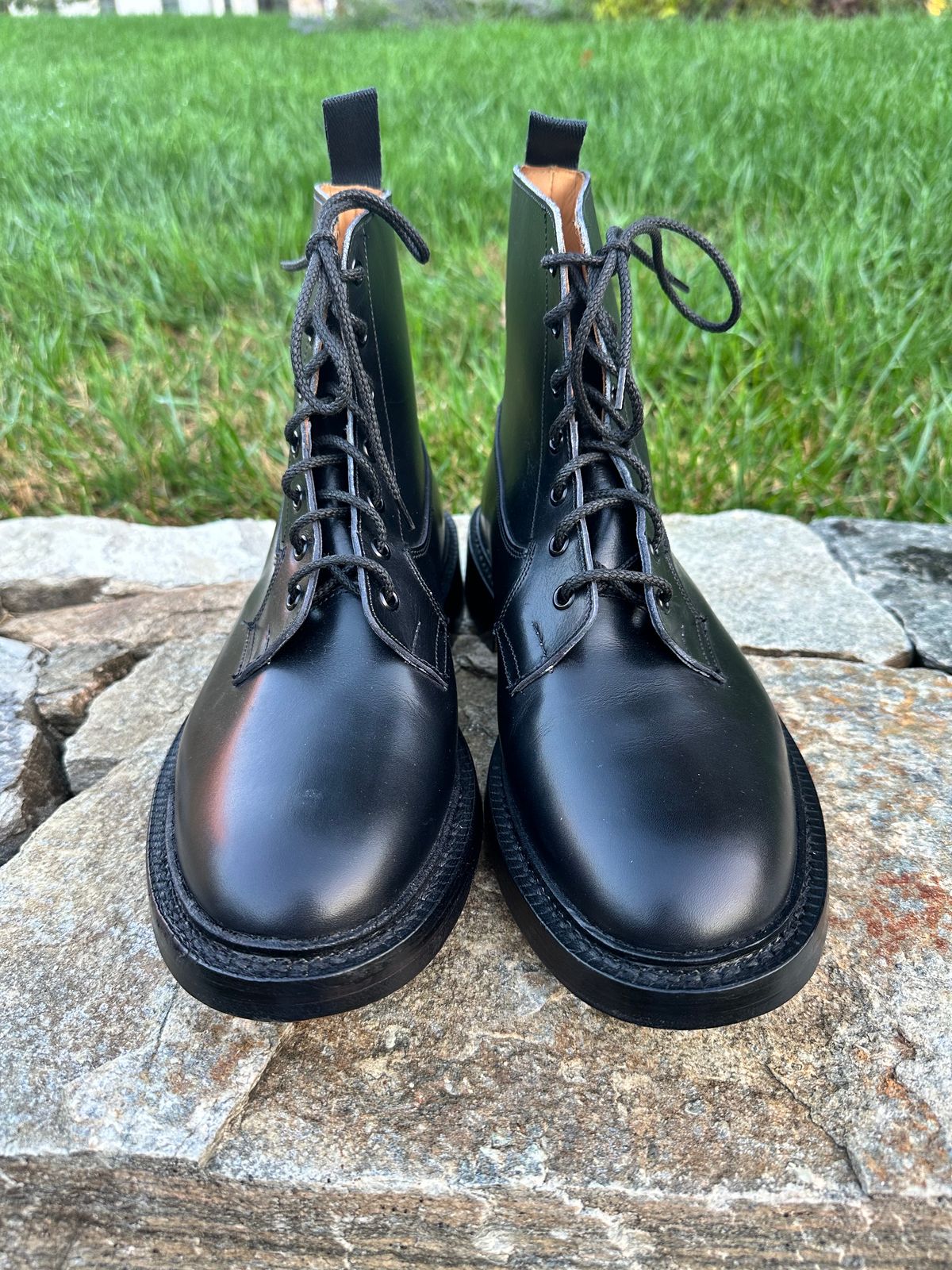 Photo by swampdonkey on October 1, 2023 of the Tricker's Burford Plain Derby Boot in Black Calf.