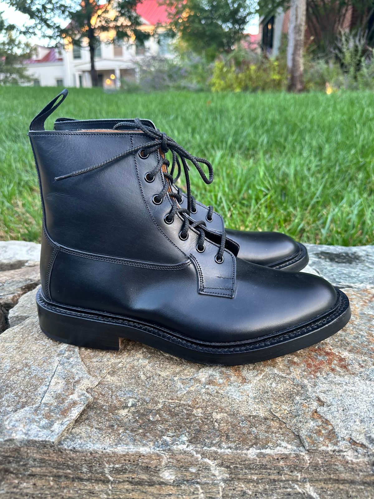 Photo by swampdonkey on October 1, 2023 of the Tricker's Burford Plain Derby Boot in Black Calf.