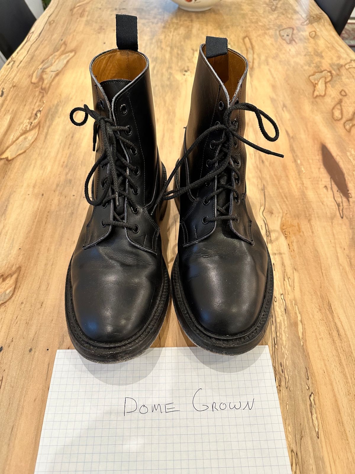Photo by swampdonkey on November 5, 2023 of the Tricker's Burford Plain Derby Boot in Black Calf.