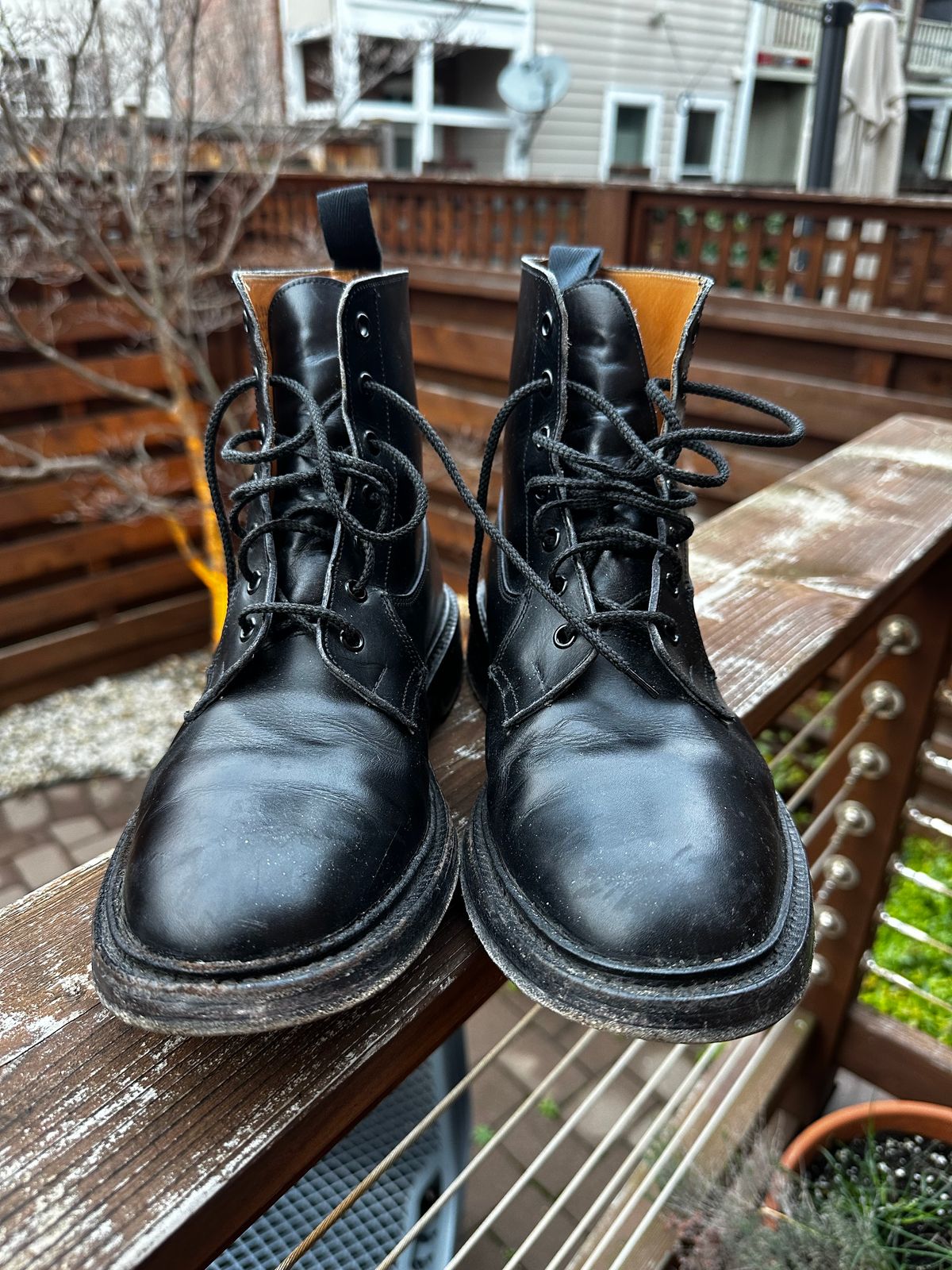 Photo by swampdonkey on March 5, 2024 of the Tricker's Burford Plain Derby Boot in Black Calf.