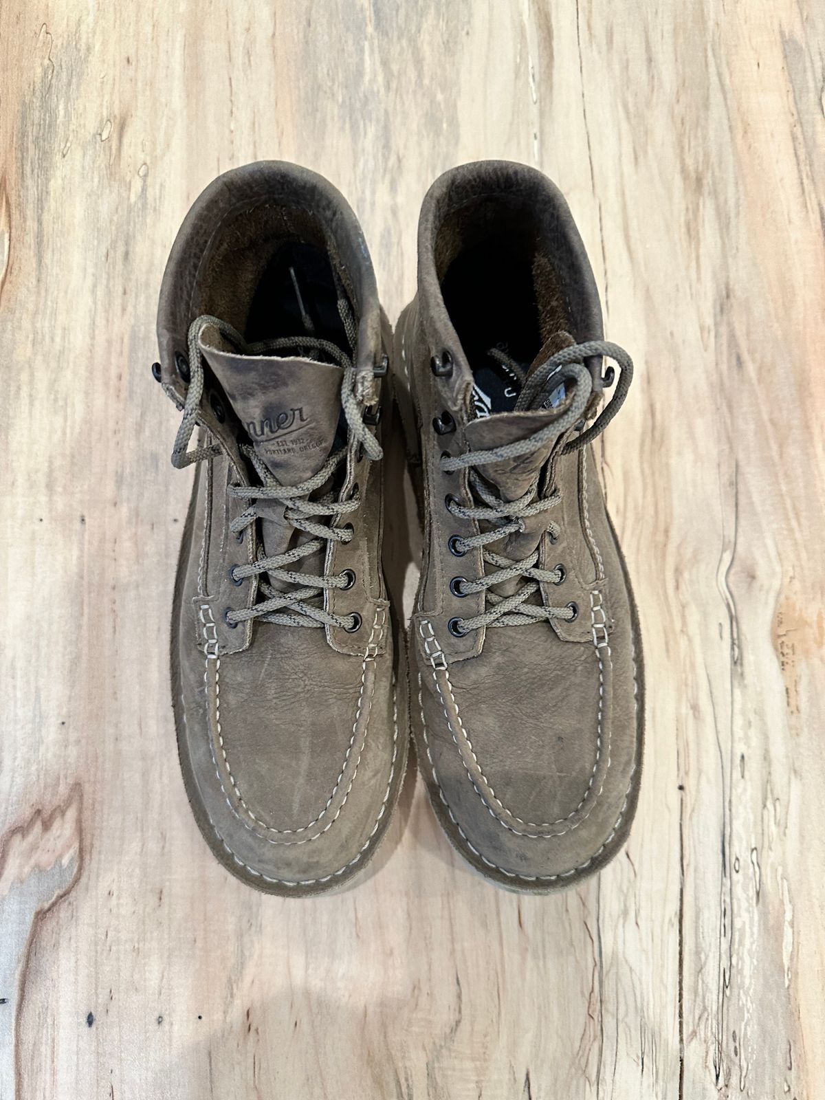 Photo by swampdonkey on November 5, 2023 of the Danner Bull Run Lux in Vintage sterling.