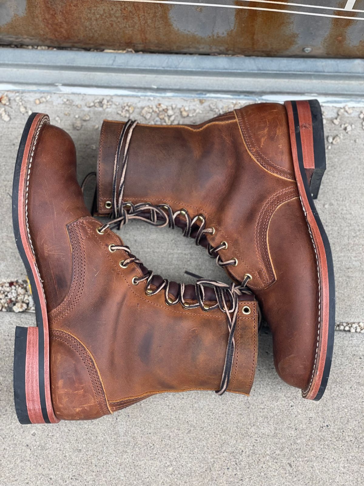Photo by alecxreno on November 5, 2022 of the Nicks Officer in Horween Orange Predator.