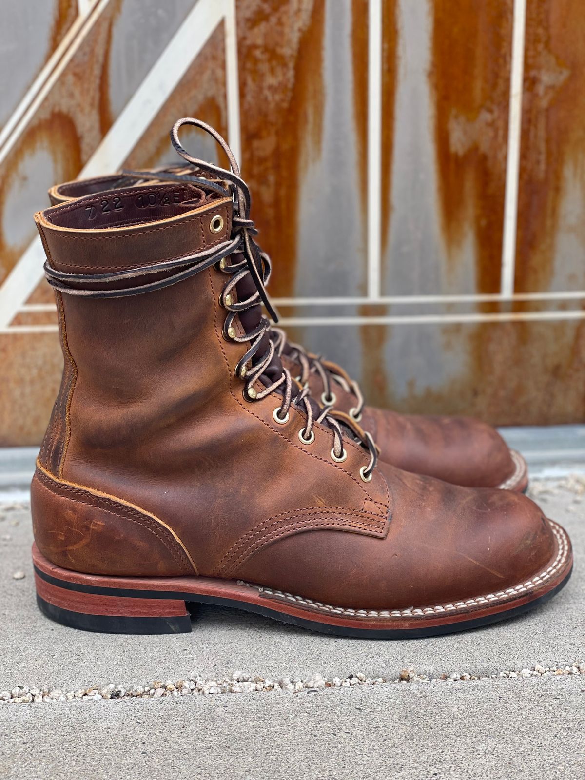 Photo by alecxreno on November 5, 2022 of the Nicks Officer in Horween Orange Predator.