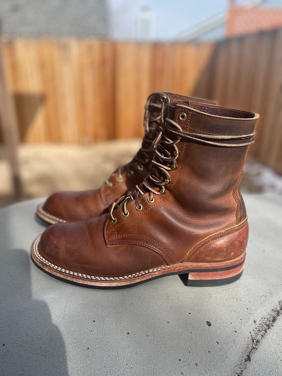 Photo by alecxreno on February 4, 2023 of the Nicks Officer in Horween Orange Predator.