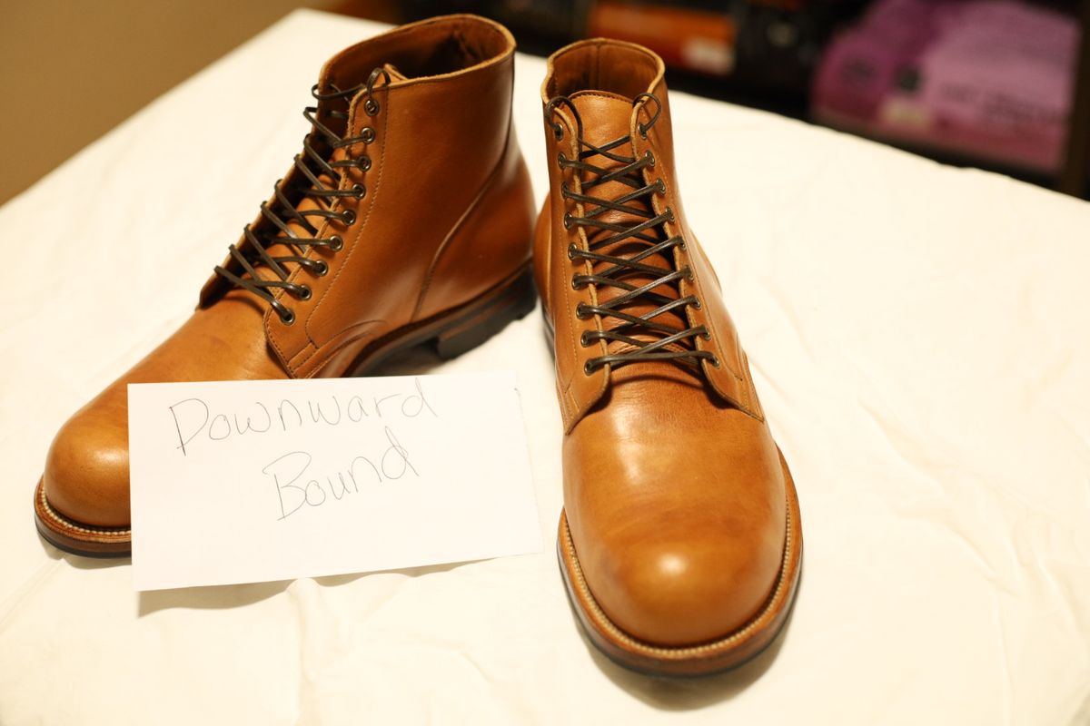 Photo by nared1267 on October 3, 2023 of the Viberg Service Boot in Shinki Beige Pony Latigo Horsehide.