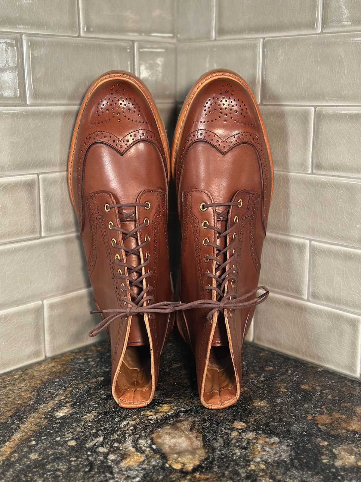 Photo by cows_electronico on March 3, 2025 of the Rancourt & Co. Shortwing Boot in Walnut Latigo.