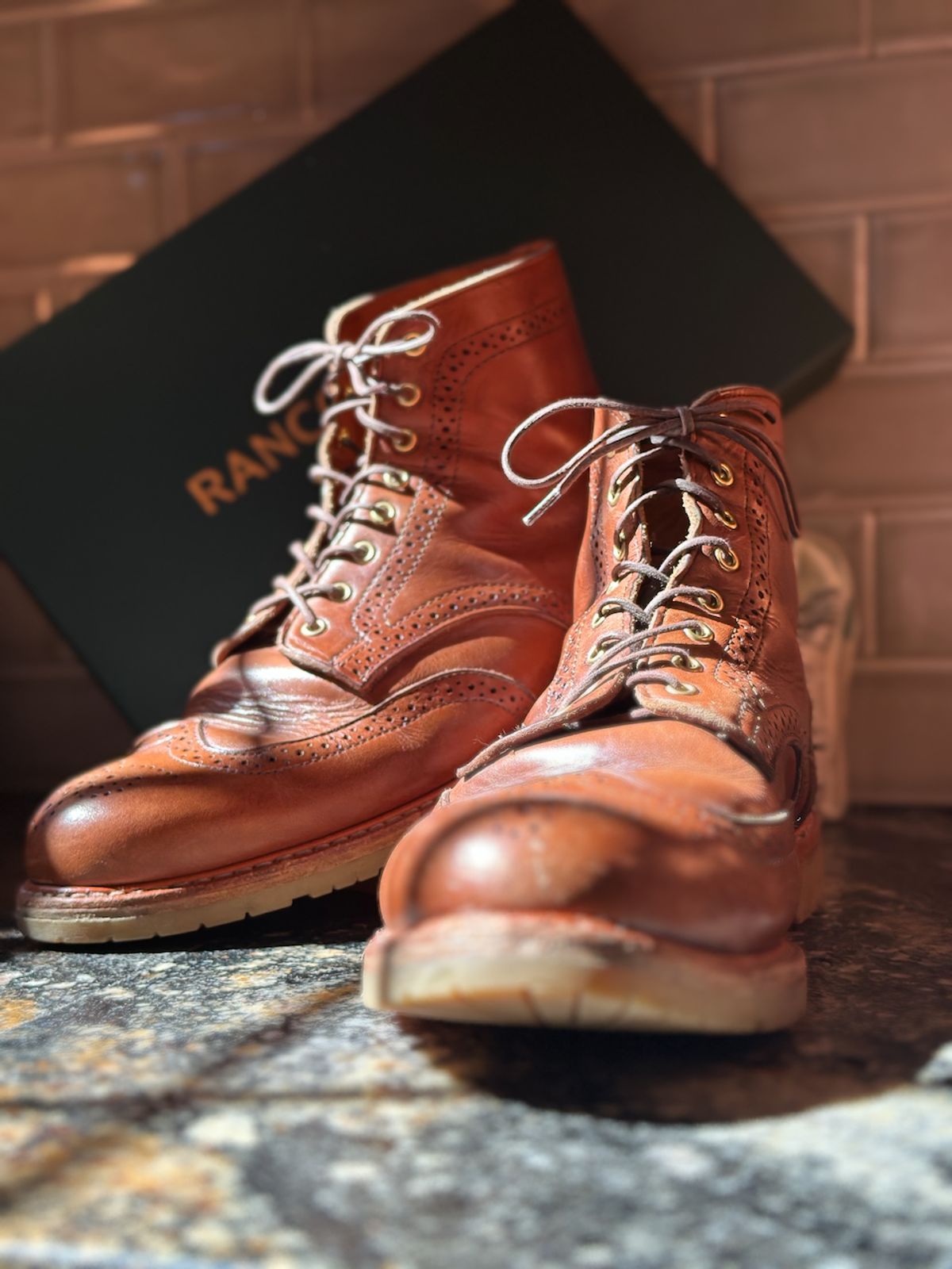 Photo by cows_electronico on October 1, 2025 of the Rancourt & Co. Shortwing Boot in Walnut Latigo.