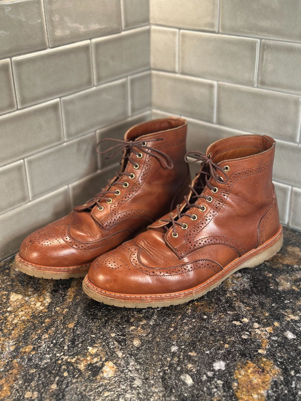 Photo by cows_electronico on October 1, 2025 of the Rancourt & Co. Shortwing Boot in Walnut Latigo.