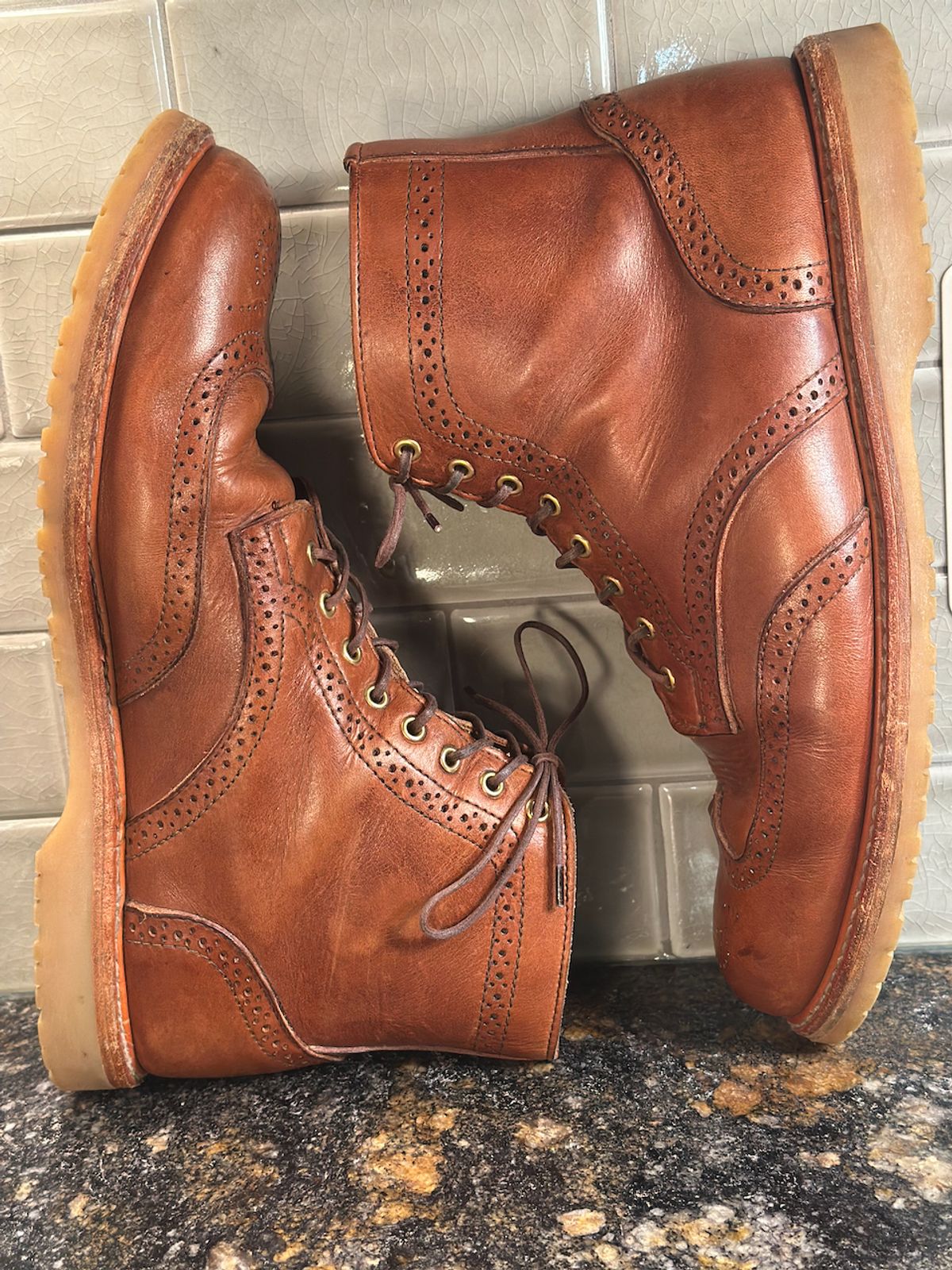 Photo by cows_electronico on October 1, 2025 of the Rancourt & Co. Shortwing Boot in Walnut Latigo.