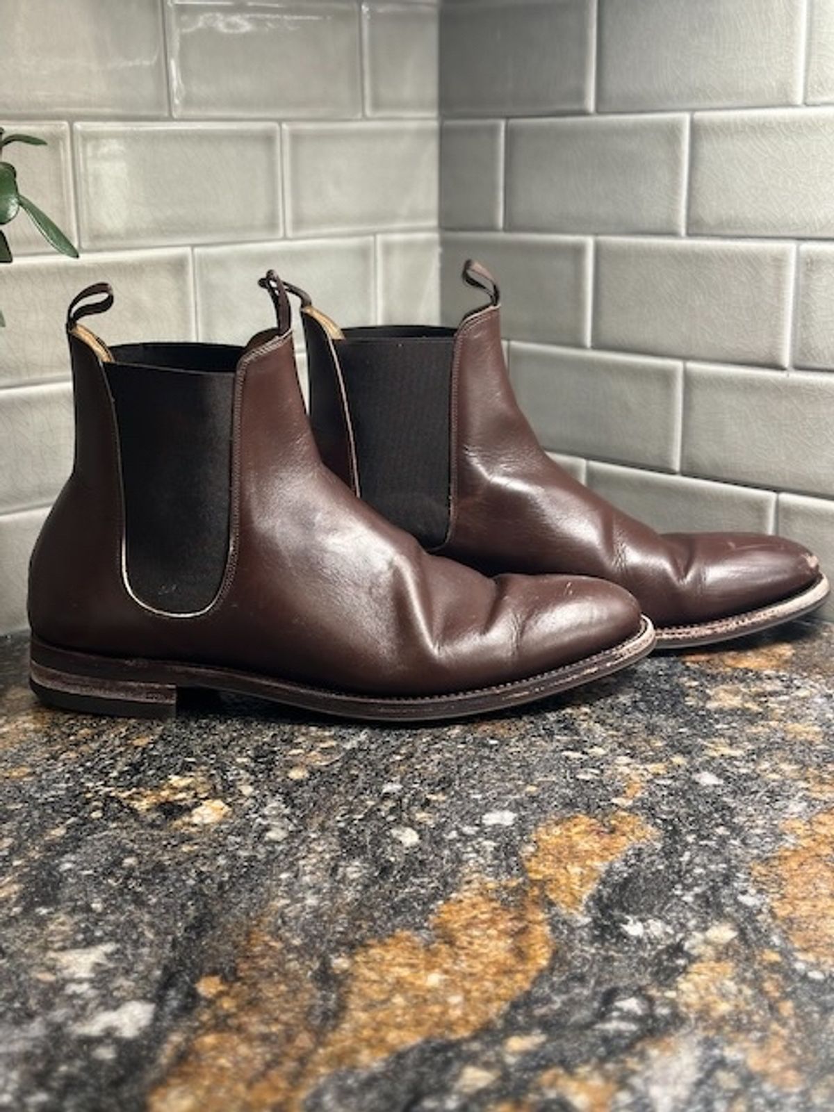 Photo by cows_electronico on February 6, 2024 of the Meermin Chelsea Boot in Du Puy Brown Box Calf.