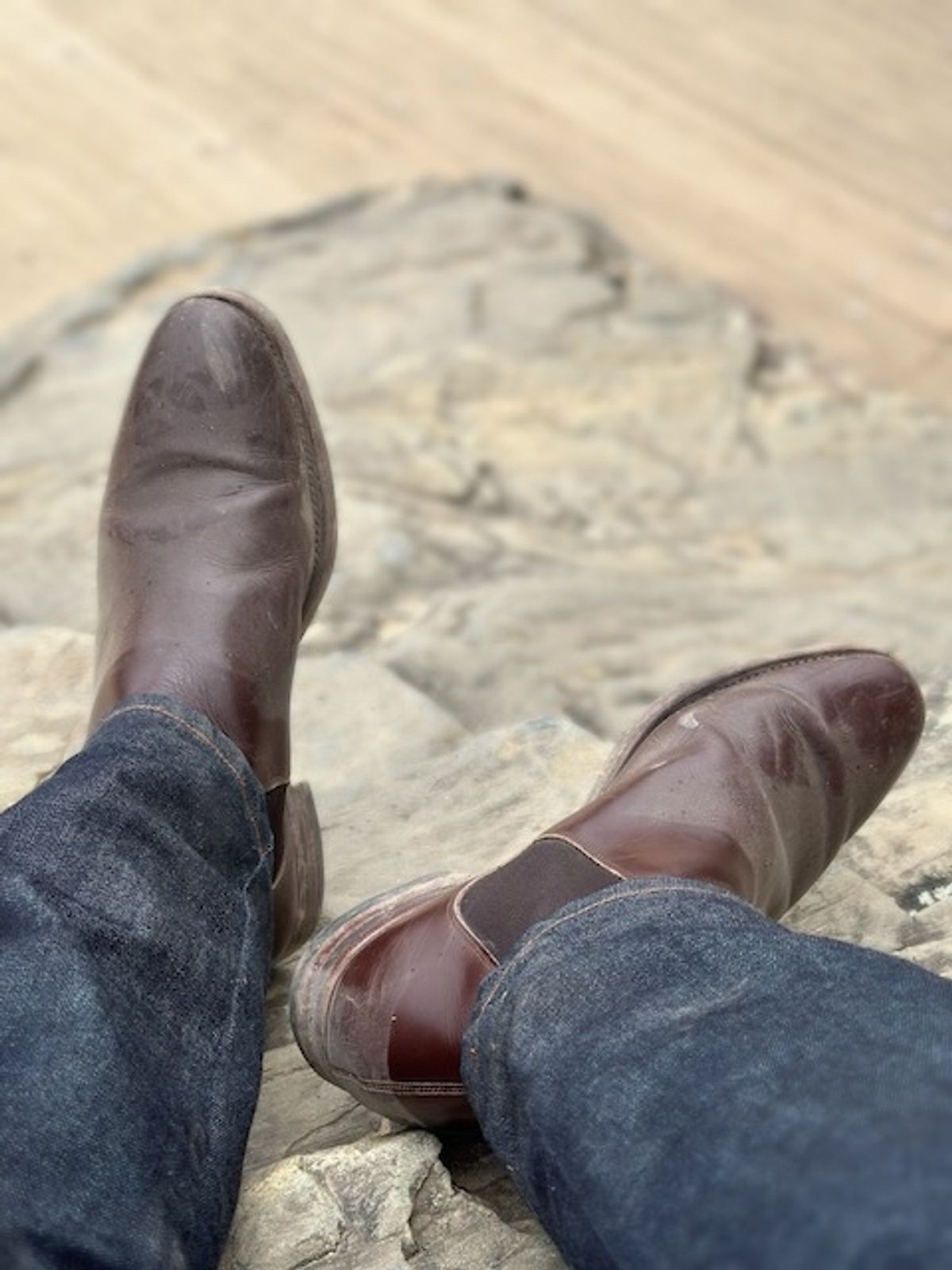 Photo by cows_electronico on March 15, 2024 of the Meermin Chelsea Boot in Du Puy Brown Box Calf.