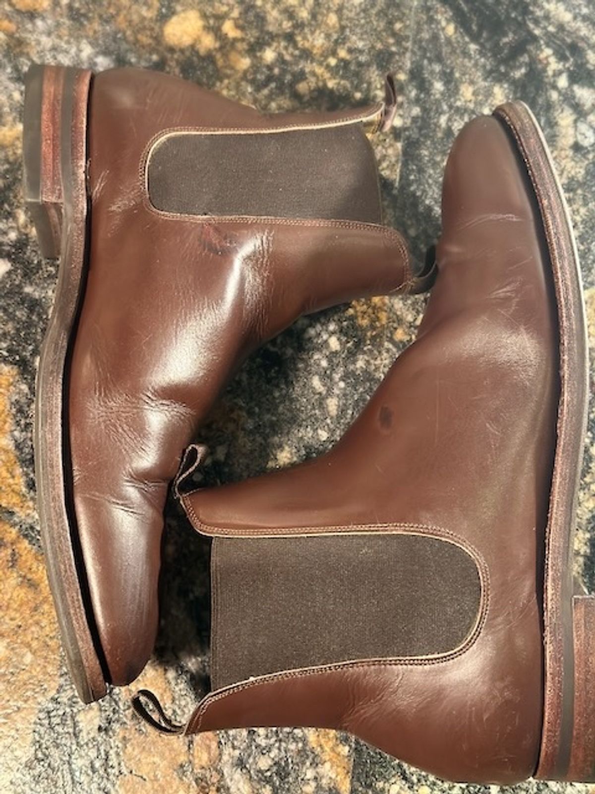 Photo by cows_electronico on April 6, 2024 of the Meermin Chelsea Boot in Du Puy Brown Box Calf.