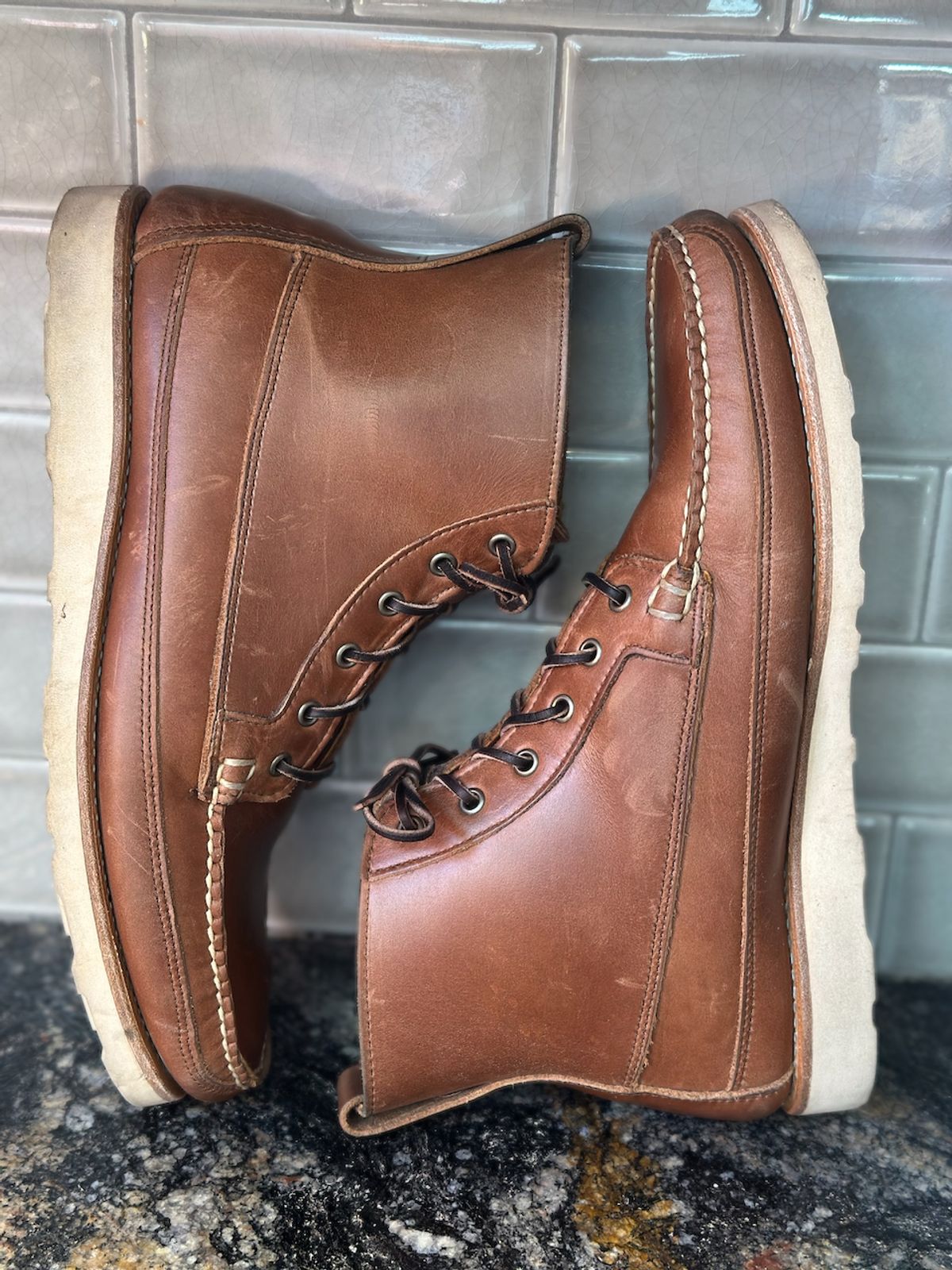 Photo by cows_electronico on November 3, 2025 of the Rancourt & Co. Harrison Boot Redux in Horween Natural Chromexcel.