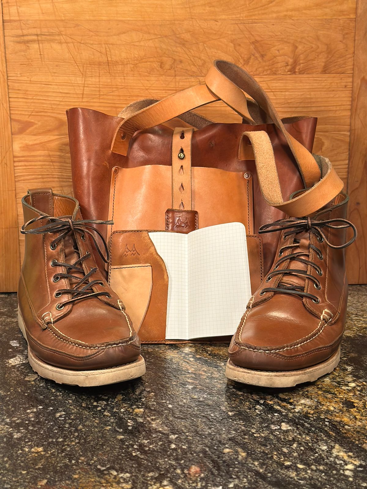 Photo by cows_electronico on February 5, 2026 of the Swampoodle Homemade Goods Tote Bag and Field Notes Cover Combo in Conceria Walpier Natural Mud Rustic Vachetta & Supernatural Natural Veg Tan.