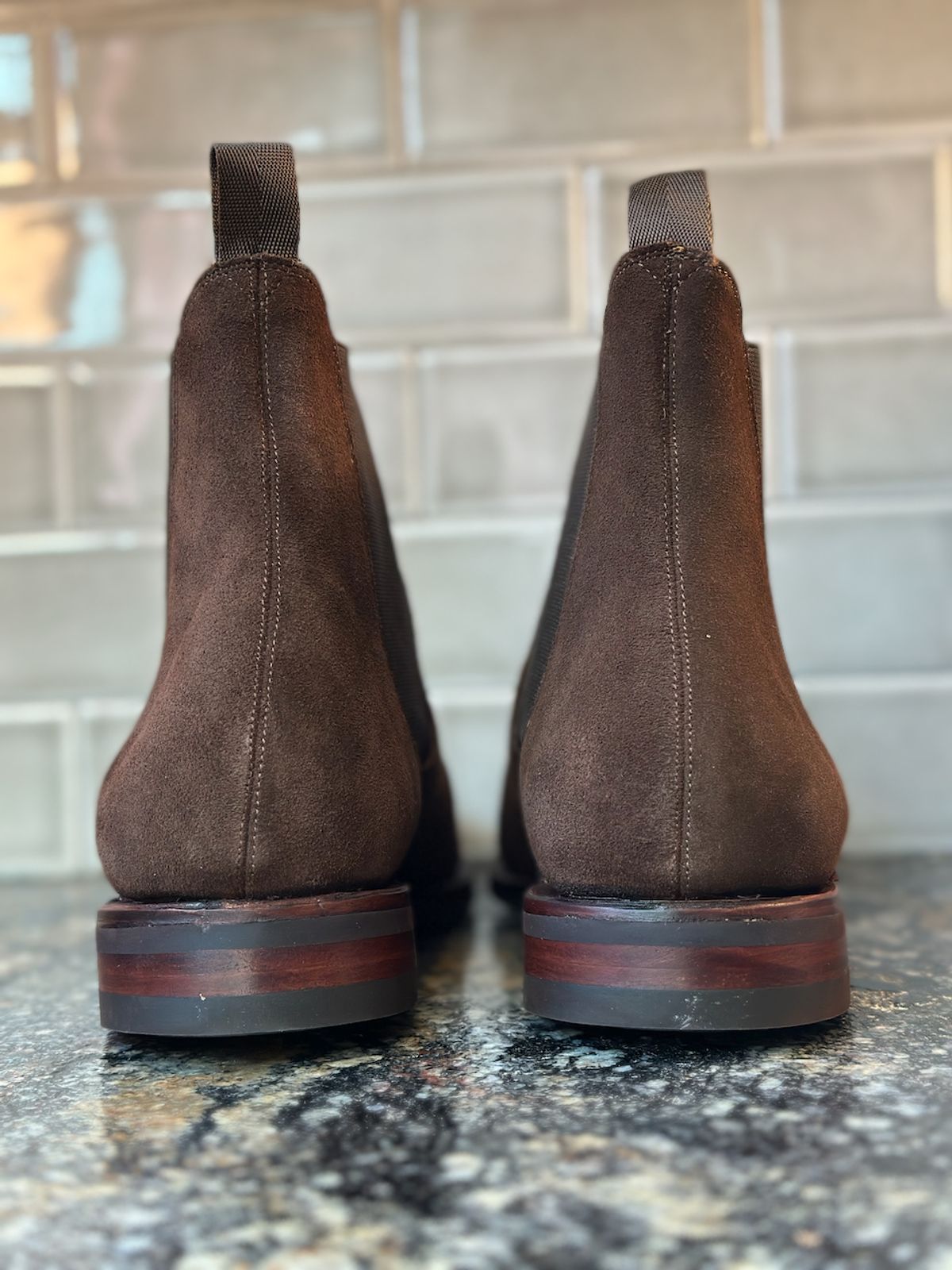 Photo by cows_electronico on October 2, 2025 of the Meermin Chelsea Boot in C.F. Stead Brown Repello Calf Suede.