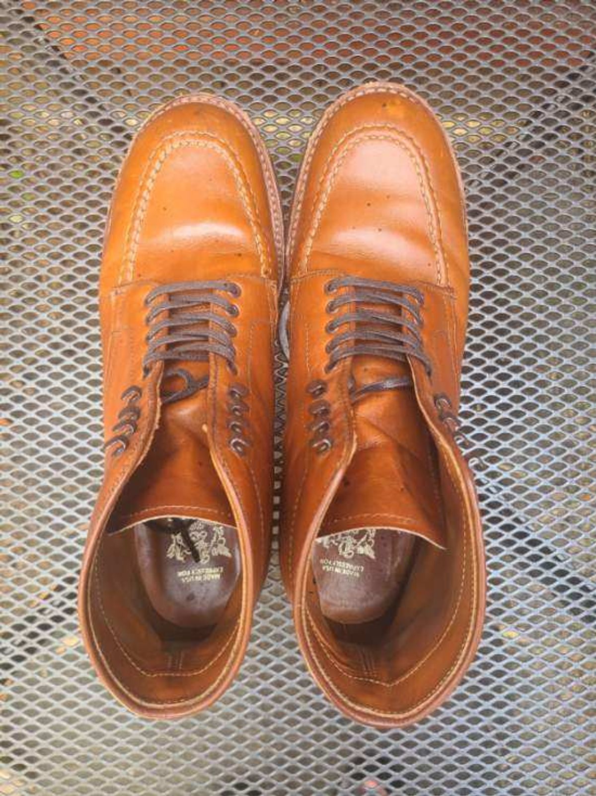 Photo by tigertim on November 4, 2022 of the Alden Indy Boot in Unlisted Leather.
