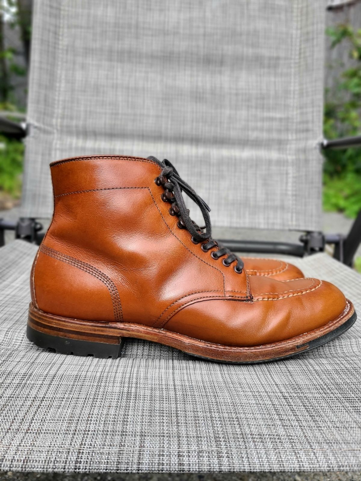 Photo by tigertim on April 4, 2023 of the Alden Indy Boot in Unlisted Leather.