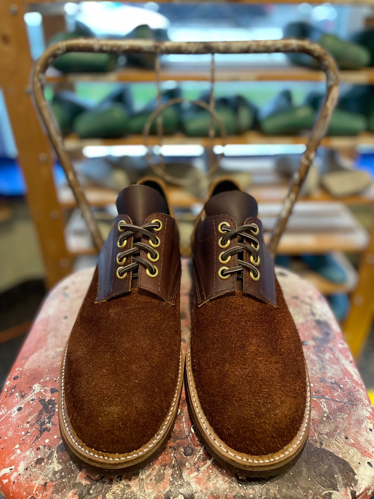 Photo by powerserge on November 5, 2022 of the Self-Made Work Oxford in LaBelle Supply Walnut Oil Tanned Loggertan.