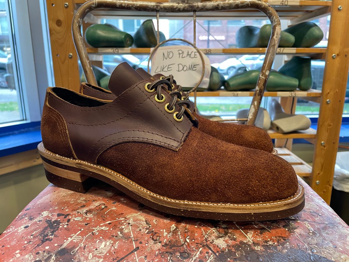 Photo by powerserge on November 5, 2022 of the Self-Made Work Oxford in LaBelle Supply Walnut Oil Tanned Loggertan.