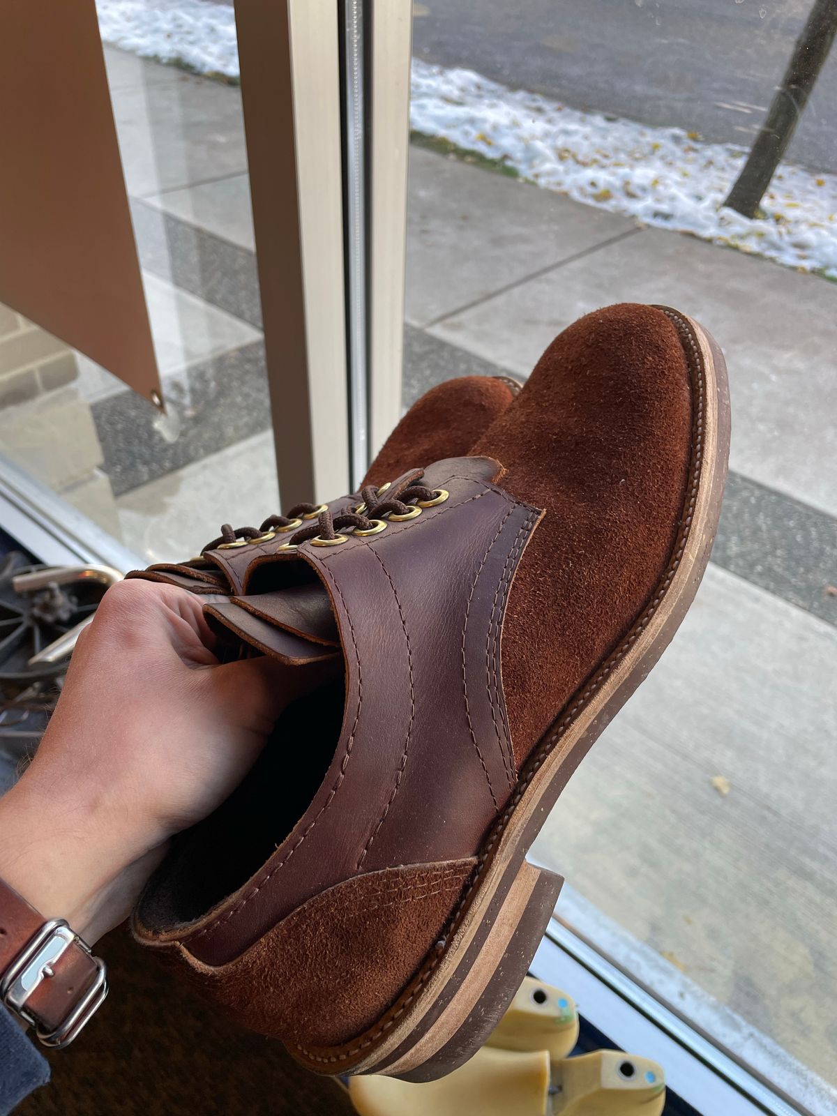 Photo by powerserge on December 3, 2022 of the Self-Made Work Oxford in LaBelle Supply Walnut Oil Tanned Loggertan.