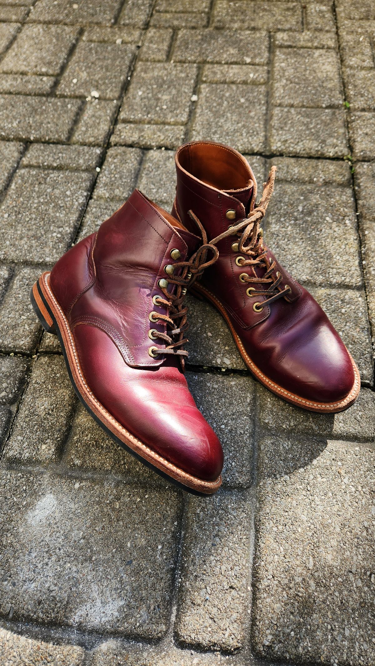 Photo by som1 on September 11, 2023 of the Grant Stone Diesel Boot in Horween Color 8 Chromexcel.