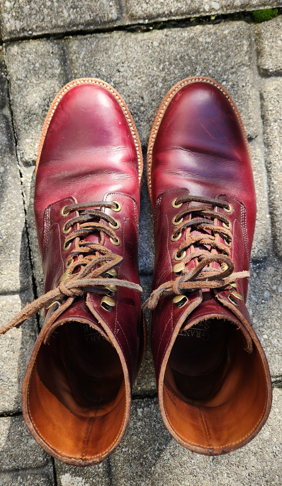 Photo by som1 on September 11, 2023 of the Grant Stone Diesel Boot in Horween Color 8 Chromexcel.