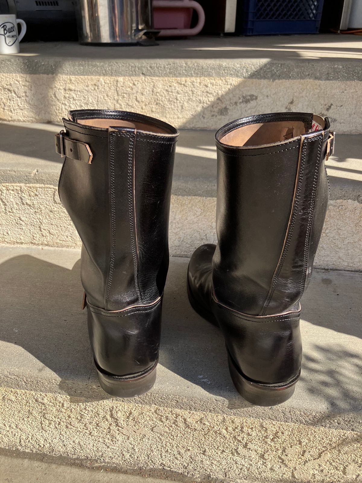 Photo by Bangarang on November 8, 2023 of the The Real McCoy's Buco Engineer Boots in Shinki Black Oiled Horsebutt.