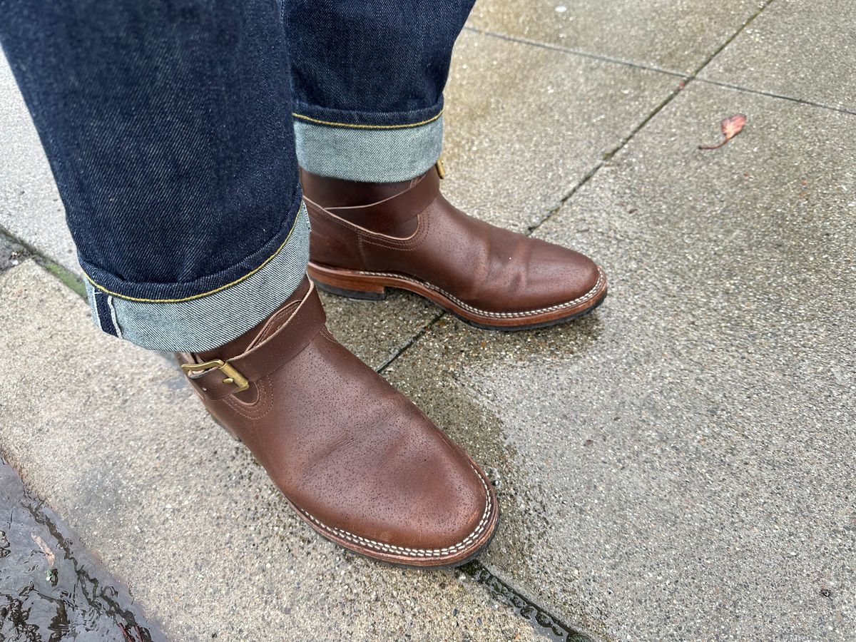 Photo by jfan on December 5, 2022 of the Viberg Engineer in Horween Brown Chromexcel Horsebutt.