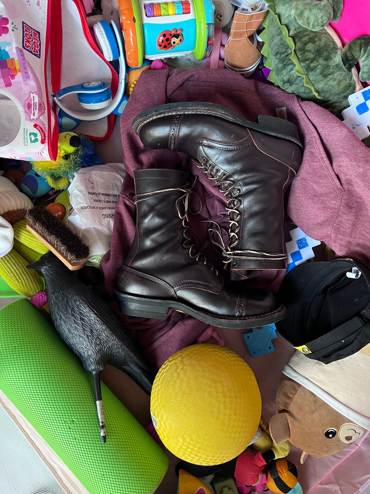 Photo by Val on October 3, 2025 of the White's Smokejumper in Seidel Brown Dress.