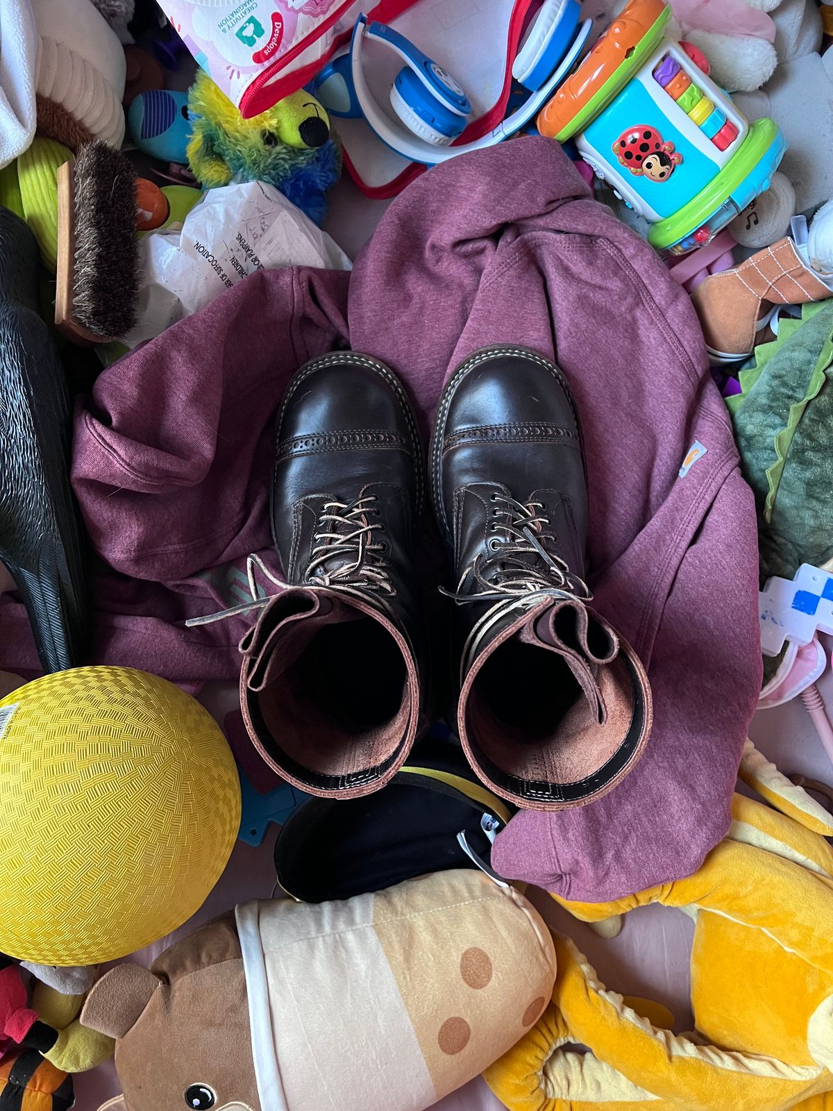Photo by Val on October 3, 2025 of the White's Smokejumper in Seidel Brown Dress.