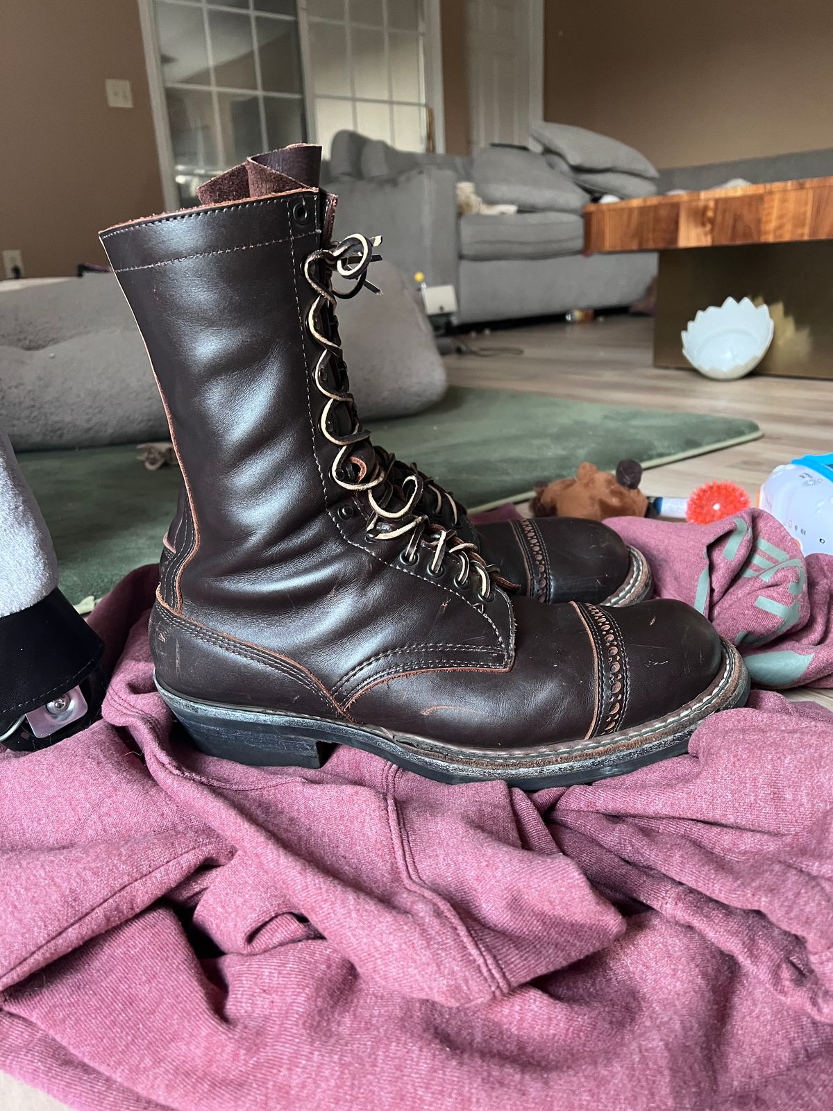 Photo by Val on December 5, 2025 of the White's Smokejumper in Seidel Brown Dress.