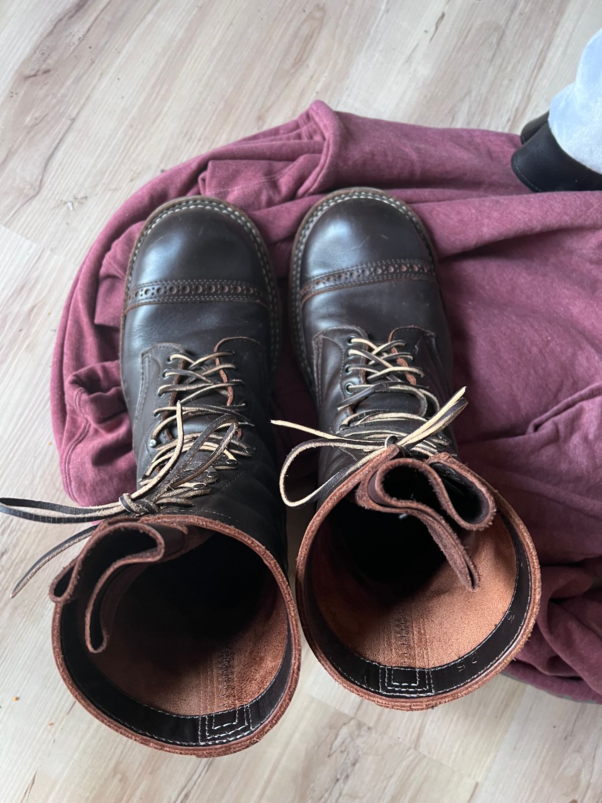 Photo by Val on December 5, 2025 of the White's Smokejumper in Seidel Brown Dress.