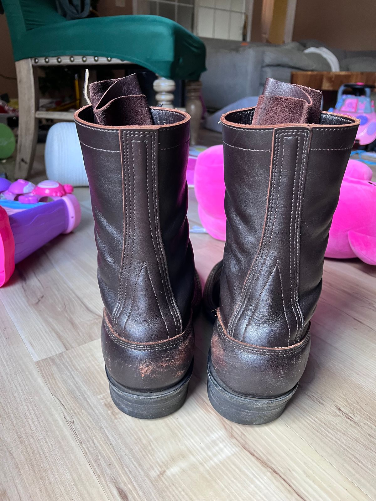 Photo by Val on January 5, 2026 of the White's Smokejumper in Seidel Brown Dress.